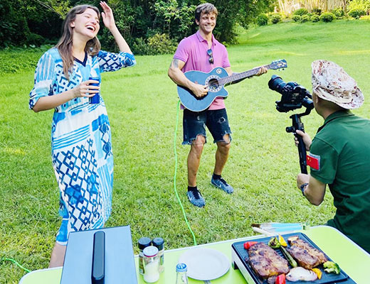 带上弘毅储能电源，一起去露营吧